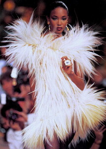 bb_NaomiCampbell_1987_07_YSL_HC_FW87_COLLEZ_04_050.thumb.jpg.c733a5b797989a999639c08868e9ed50.jpg