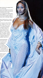 bb_NaomiCampbell_1991_10_VERSACE_HC_FW91_010.thumb.jpg.1685bf0d46cd6f31321df0347df4e705.jpg