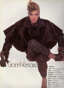 bb_ReneeSimonsen_1983_10_VERSACE_FW83_VOGUE_FR_010.thumb.jpg.1f6bf3006ee5f69baf812727c6058b72.jpg