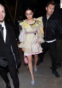 charli-xcx-dress-004.jpg