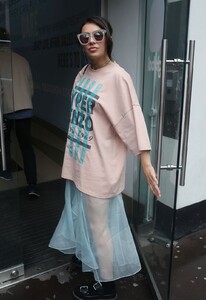 charli-xcx-hyper-kenzo-4.jpg