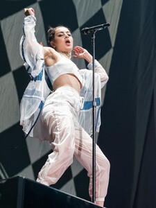 charli-xcx-orlando-9.jpg