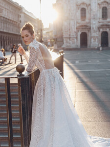 collezione-pinella-passaro-sposa-2022-milano-abiti-sposa-01-1.jpg