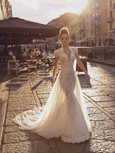 collezione-pinella-passaro-sposa-2022-milano-abiti-sposa-11.jpg