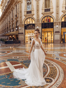 collezione-pinella-passaro-sposa-2022-milano-abiti-sposa-18.jpg