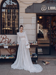 collezione-pinella-passaro-sposa-2022-milano-abiti-sposa-23.jpg