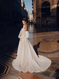 collezione-pinella-passaro-sposa-2022-milano-abiti-sposa-34.jpg