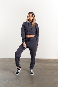 ease-oversized-sweatpants-women-joggers-pants-tlf-576489_900x.jpg