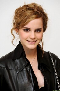 emma-watson_324.jpg