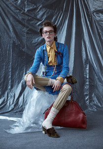 gallery_model_MjDeWa7JPsUt.jpg