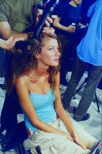 gisele-1.thumb.jpg.31fca99a988e148a7a6e1a3a3f4c36af.jpg