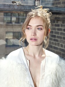 imogen-poots-photoshoot-for-who-what-wear-2015-_1.jpg