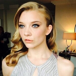 nataliedormer_xo_184890358_917469189048363_4695555860278911907_n.jpg