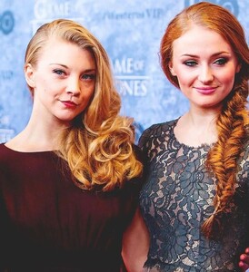 nataliedormer_xo_264784274_1450120395383516_963757836450421633_n.webp.jpg