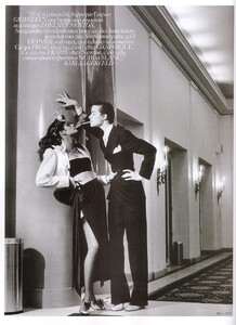 parisvoguemarch197903-1.thumb.jpg.210ee966e151a76dbe9759abad3437a1.jpg