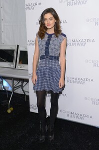 phoebe-tonkin-at-bcbgmaxazria-fashion-show-in-nyc-_2.jpg