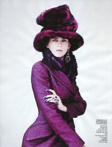 stella-tennant_(10).thumb.jpg.a67f697cb0e0e0d9c4d839bec9ac6d11.jpg