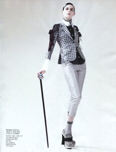 stella-tennant_(8).thumb.jpg.2bf47750e23ee0bd3eb45f9efa4101bb.jpg