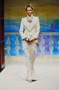 ungaro-hc-ss-98-2.thumb.jpg.9f9d04da7d448dda24b50732d06d1f0f.jpg