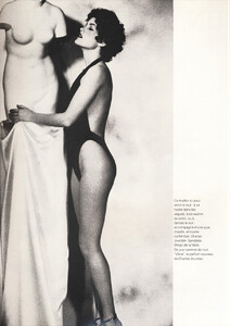 vogue_paris_junejuly_1979__bourdin10.thumb.jpg.2e8a2da0a8c803c34c1e68098424c546.jpg
