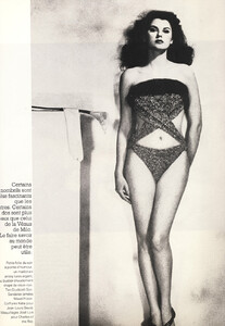 vogue_paris_junejuly_1979__bourdin9.thumb.jpg.f102a143ee5b5be7b9dfde866624253a.jpg