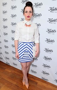 zoe-lister-jones-at-kiehl-s-earth-day-party_1.jpg