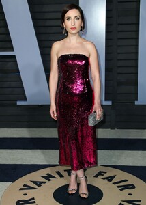 zoe-lister-jones-vanity-fair-oscars-2.jpg