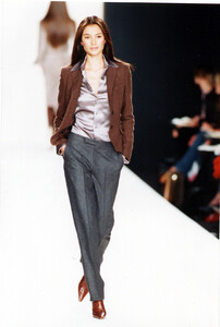 1148794810_RalphLaurenFW20002.thumb.jpg.56fd590ba70be673cdf10886029bf76c.jpg