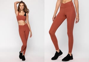 1153852853_JosephineSkriver-Joja2022CrossoverFormFitBra(Brick-Onyx)3.thumb.jpg.9660ee3482b324a2d9f84d2f67626a3e.jpg