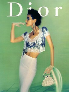 1221077209_DiorSpringSummer19981.thumb.jpg.0d4e779ee6dca28cb8681cfa0a078a9f.jpg