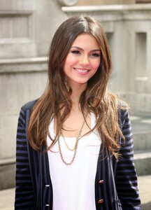 Victoria Justice photo.filmcelebritiesactresses.blogspot-0071.jpg