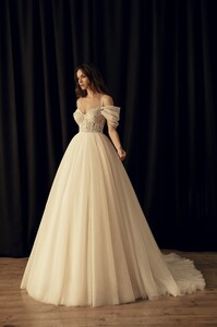 Luce sposa 262021_2000x2000.jpg