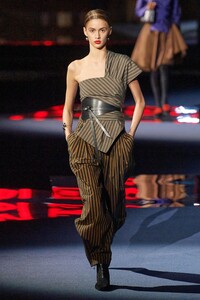 Quinn Mora Tory Burch Fall 2022 RTW NYFW 1.jpg