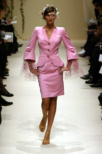 1371022101_Carven2002HauteCouture26.thumb.jpg.3bfc5227ad8f94a94a5be01a12264323.jpg