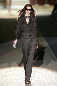 1460679692_Dsquared2Spring2009IJhBVwe1sBrx.thumb.jpg.2259124e89ec131bb56dc3da7d3429ae.jpg