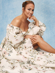 Jennifer Lopez @ People Magazine February 2022 01.jpg