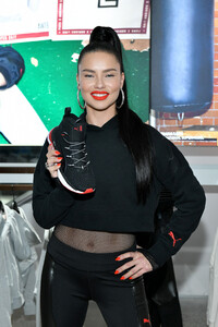 Adriana+Lima+Adriana+Lima+Launches+First+Collection+g3CmUqOjMmNx.jpg