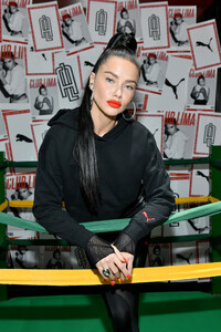 Adriana+Lima+Adriana+Lima+Launches+First+Collection+6EtfsptN1DUx.jpg