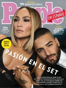 Jennifer Lopez @ People en Espanol March 2022 01.jpg