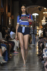 Adriana+Lima+Miu+Miu+2019+Cruise+Collection+KOmfLQW7Uxvx.jpg
