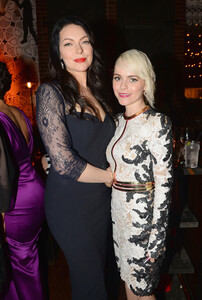 Laura+Prepon+Orange+New+Black+Season+Two+Premiere+jp0bXdk9D1Bx.jpg