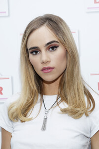 Suki+Waterhouse+Shopbop+Presents+Shopbop+Diner+xbhcxB811Sxx.jpg