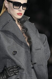 1888482552_Dsquared2Fall2010Detailsoo0JoLKq-qIx.thumb.jpg.2f3c19b679d4feca84091aaa5bde5b5f.jpg