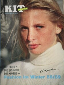 2019044878_KitSchpflinDeAW8889catCoverKarenWisby.thumb.jpg.199d17d30b33456c12ab3ac9e7ecb811.jpg