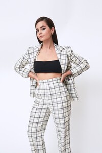 2021VogueUK-0003.jpg