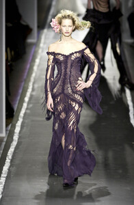 2096763452_JeanPaulGaultier2001HauteCouture101.thumb.jpg.cbb83d804b23e0035321052cb92a9307.jpg