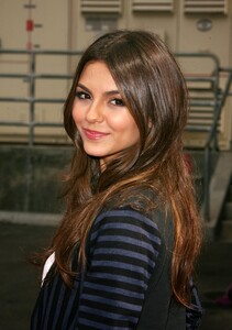 Victoria Justice photo.filmcelebritiesactresses.blogspot-0065.jpg