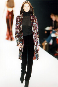 2134759881_RalphLaurenFW200010.thumb.jpg.53f1801f569a81b35eb99cc2c9e228a6.jpg