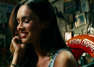 transformers-revenge-movie-screencaps.com-1308~2.jpg