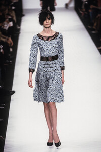 245675564_MarcJacobsFall20011.thumb.jpg.ba2c27bf9a4d9b4d788ad3dce6eebdf3.jpg